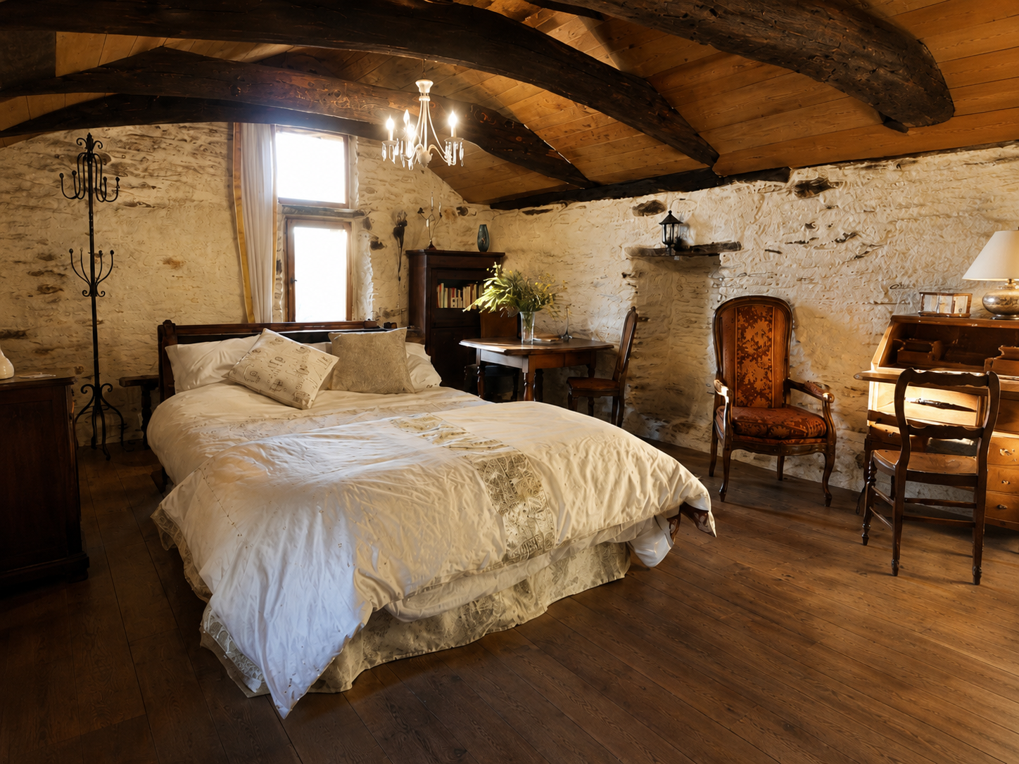 Chambre meublée de mobilier ancien, le type de contenu qui peut rendre un débarras gratuit
